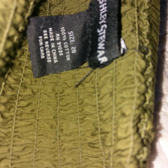 Woman suit pans 18w-20w - Picture 3 of 3